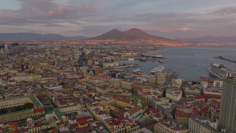 To Italy: The Bay of Naples